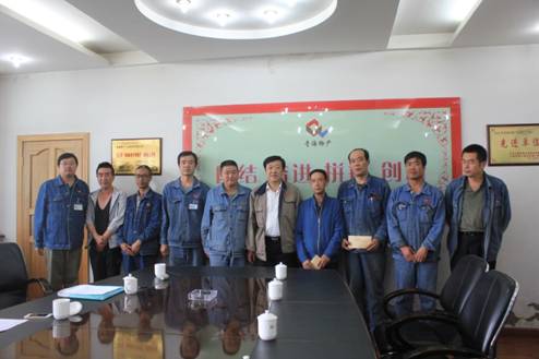 青海物產(chǎn)集團(tuán)黨委開展慶祝建黨95周年，走訪慰問(wèn)